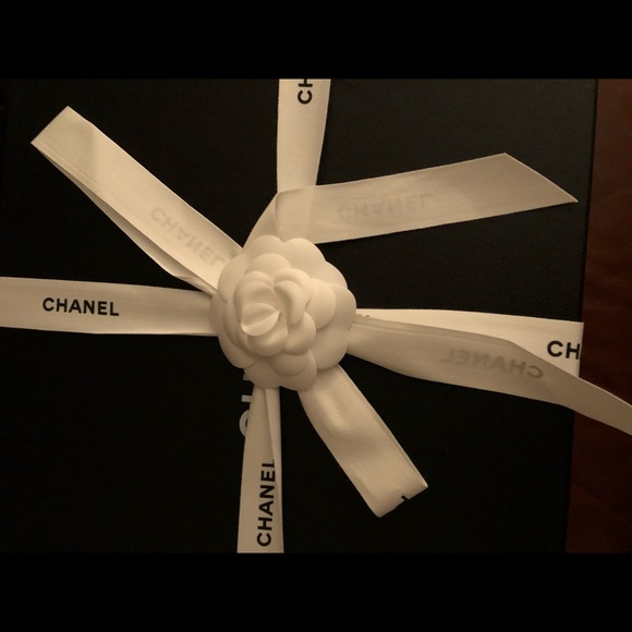 ‼️HOST PICK‼️ - Picture 3 of 8